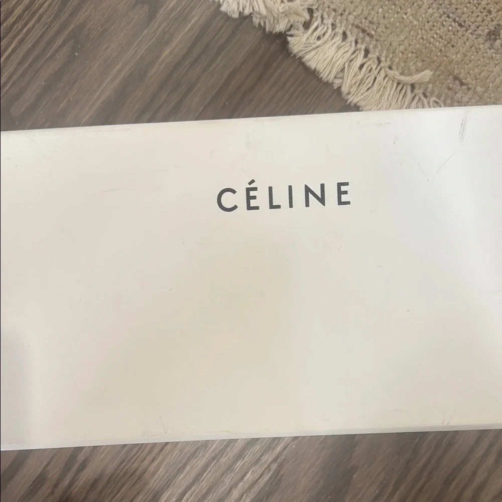 Celine Chic Black Ballet Flats - Picture 7 of 7